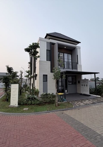 Terravia Unit Real Image Banner (Phone)